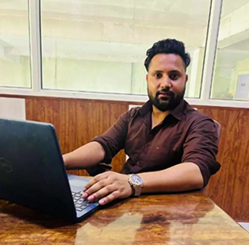 Mr. Amit Gola, Manager – Sales & Purchase at Gola Engineering Works